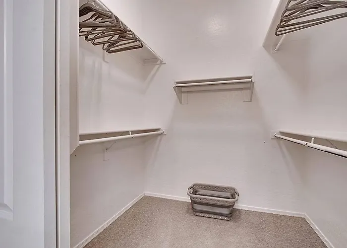 Ferienhaus Hollyhock - Pet-friendly 4br Heated Pool & Near Golf